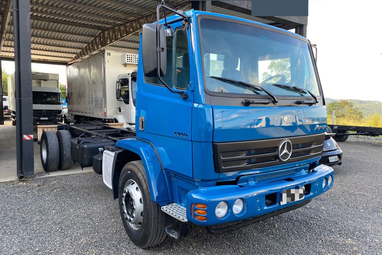 MB1719 Mercedes Benz - 14/14